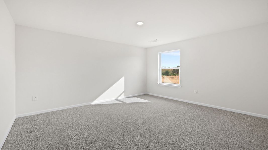 Spacious, unfurnished interior of a new home in Woodhaven, Spartanburg (Image 22).