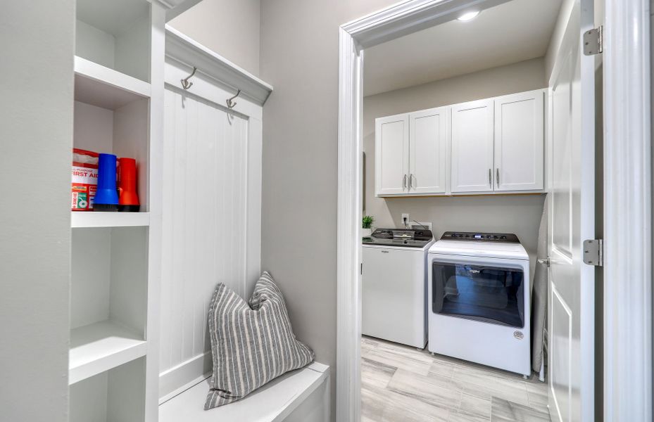 Furnished interior view inside a new home in Del Webb North Myrtle Beach, North Myrtle Beach (Image 6).