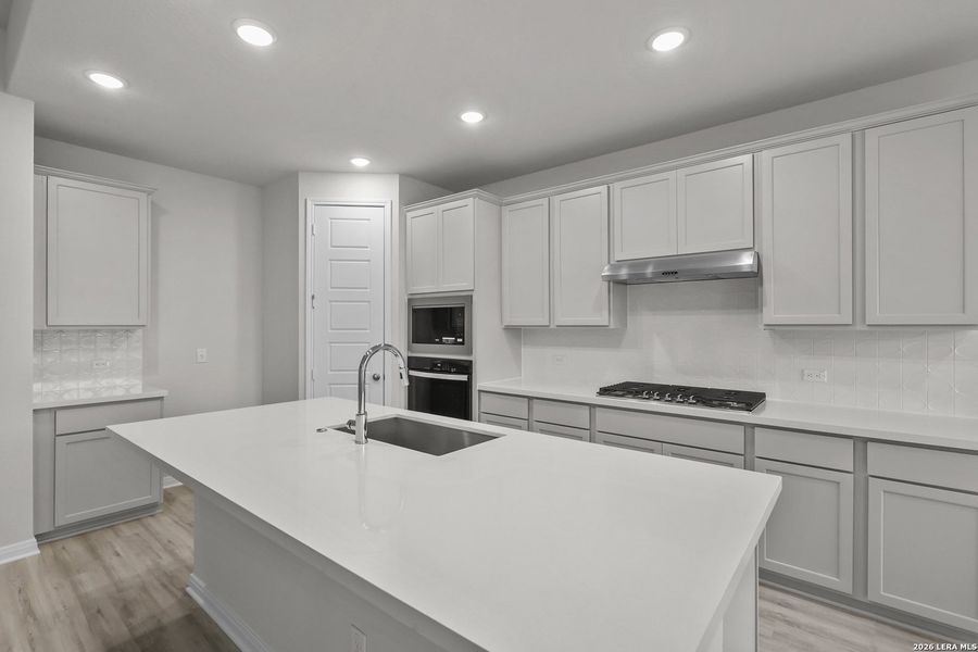 Furnished interior view inside a new home in Foxbrook, Cibolo (Image 12). Furnished interior view inside a new home in Foxbrook, Cibolo (Image 12).