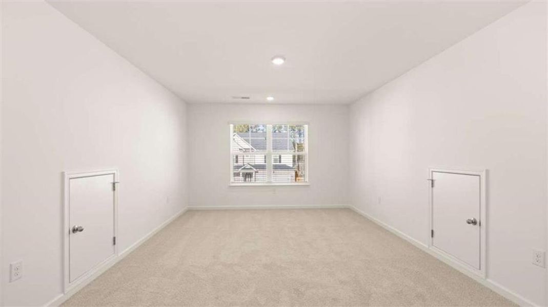 Spacious, unfurnished interior of a new home in Water Oak Estates, Lawrenceville (Image 19).