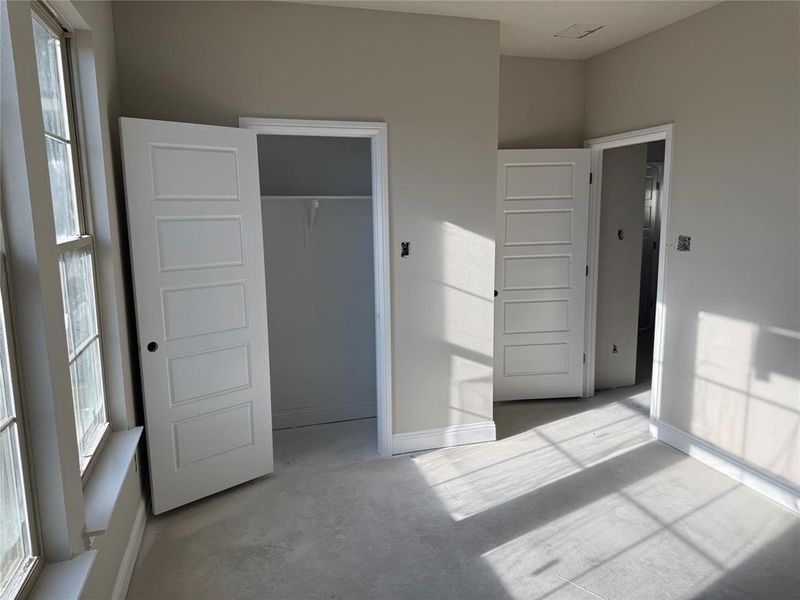 Image 13 of a home in .