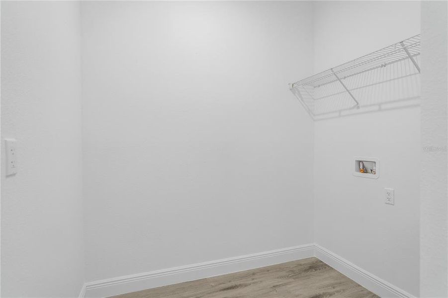 Spacious, unfurnished interior of a new home in , Ocala (Image 22).