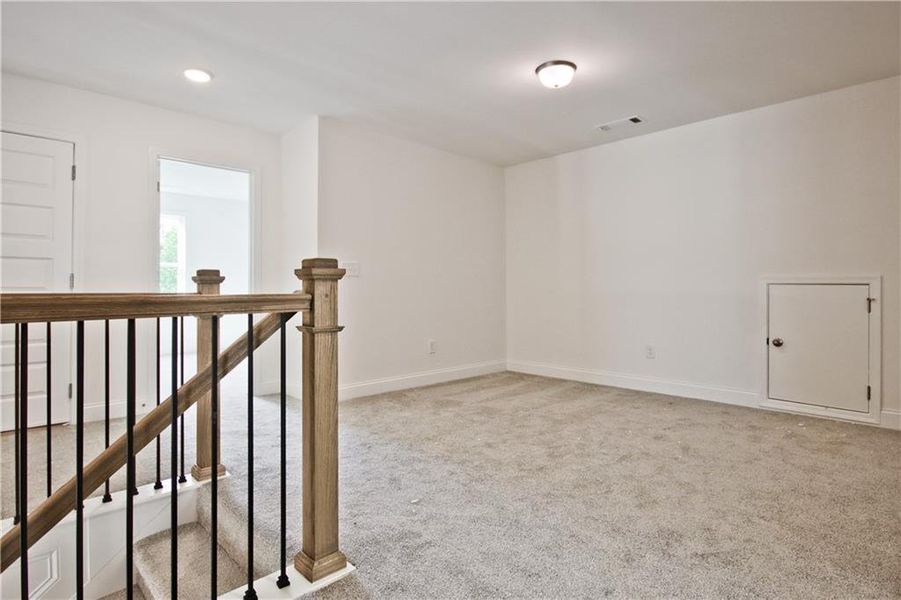 Spacious, unfurnished interior of a new home in Highland Park, Stonecrest (Image 20). Spacious, unfurnished interior of a new home in Highland Park, Stonecrest (Image 20).