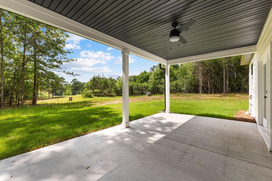 Furnished interior view inside a new home in Golfview, Thomaston (Image 15).