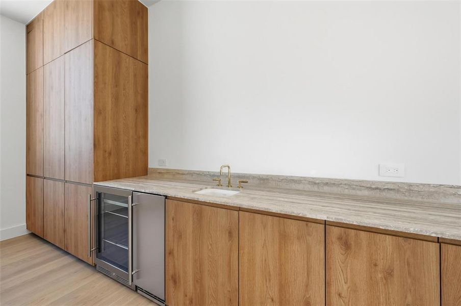 Furnished interior view inside a new home in , Dallas (Image 4).