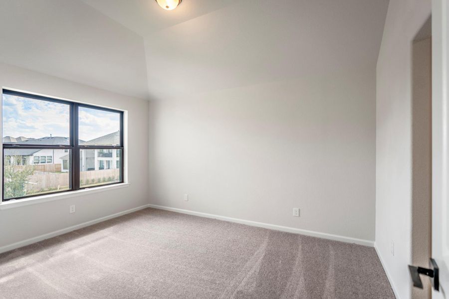 Spacious, unfurnished interior of a new home in Jordan Ranch 70' Lots, Fulshear (Image 33). Spacious, unfurnished interior of a new home in Jordan Ranch 70' Lots, Fulshear (Image 33).