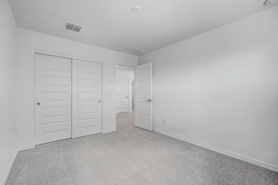 Spacious, unfurnished interior of a new home in Parkside, Avondale (Image 30).