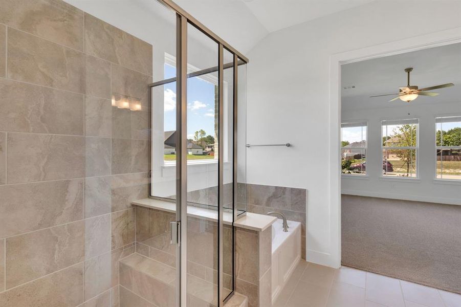 Furnished interior view inside a new home in Ten Mile Creek Estates, DeSoto (Image 5). Furnished interior view inside a new home in Ten Mile Creek Estates, DeSoto (Image 5).