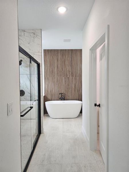 Furnished interior view inside a new home in , Ocala (Image 11).