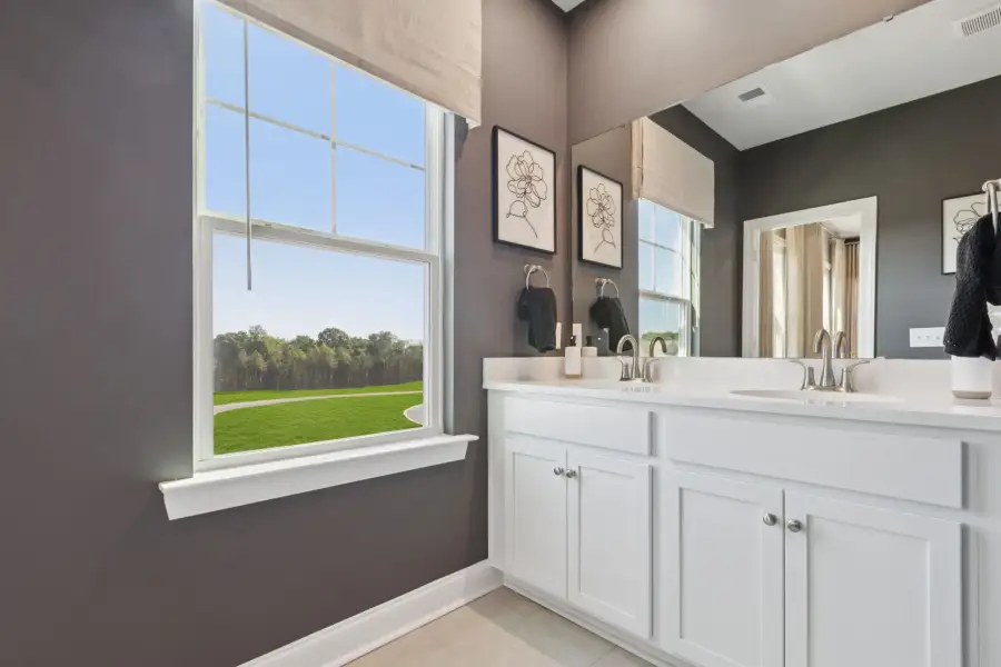 En-Suite Bath