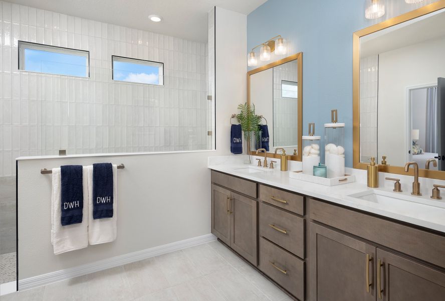 Representative furnished interior of a home built from the The Chadworth by David Weekley Homes in Southwind – Executive Series, Plant City (Image 5). Representative furnished interior of a home built from the The Chadworth by David Weekley Homes in Southwind – Executive Series, Plant City (Image 5).
