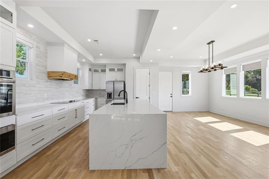 Furnished interior view inside a new home in , Clermont (Image 14).