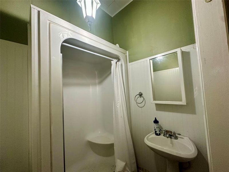 Furnished interior view inside a new home in , Paris (Image 14). Furnished interior view inside a new home in , Paris (Image 14).