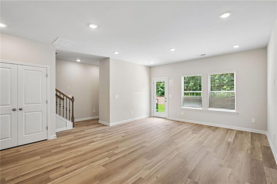 Spacious, unfurnished interior of a new home in Artisan Walk, Fairburn (Image 26).