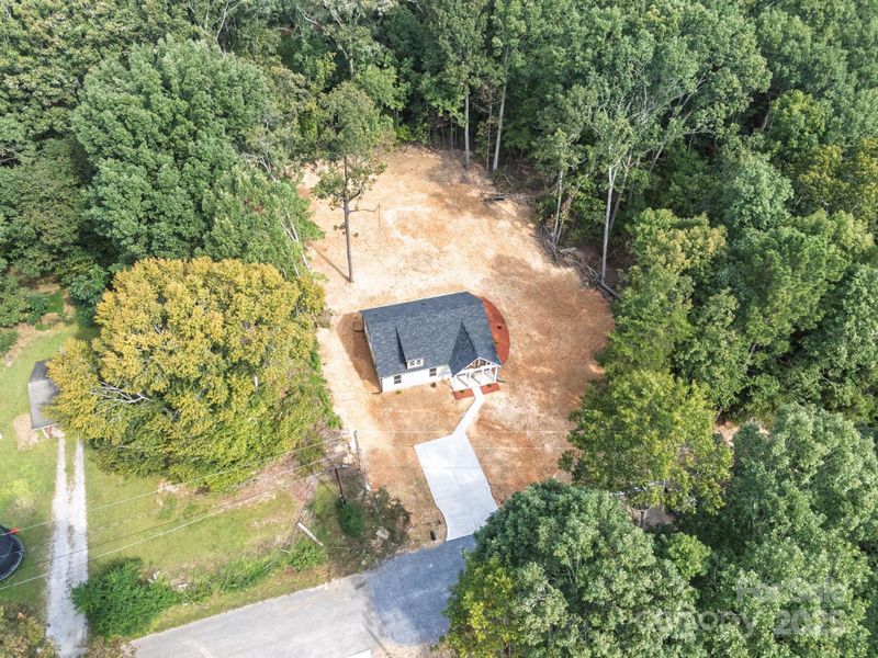 Image 42 of a home in .