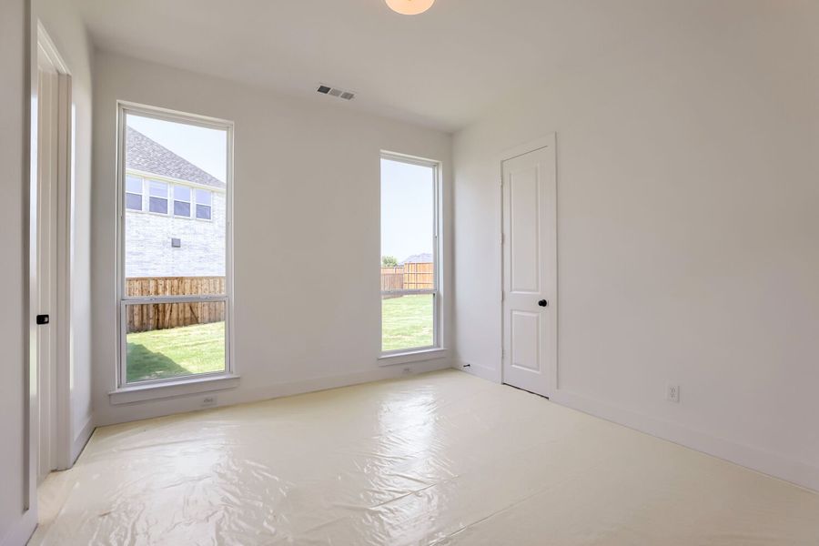 791 Falls - Bedroom