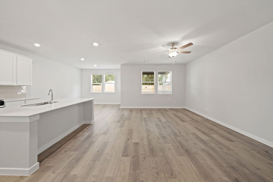 Spacious, unfurnished interior of a new home in Russell Ranch, Bay City (Image 23). Spacious, unfurnished interior of a new home in Russell Ranch, Bay City (Image 23).