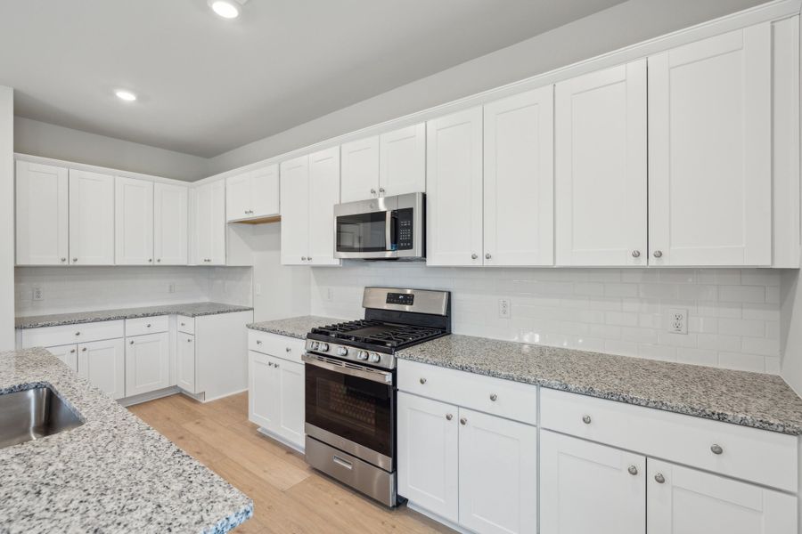 Furnished interior view inside a new home in Heron's Walk at Summers Corner: Carolina Collection, Summerville (Image 6). Furnished interior view inside a new home in Heron's Walk at Summers Corner: Carolina Collection, Summerville (Image 6).