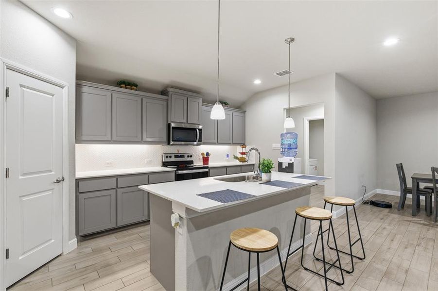 Furnished interior view inside a new home in , Burleson (Image 13).