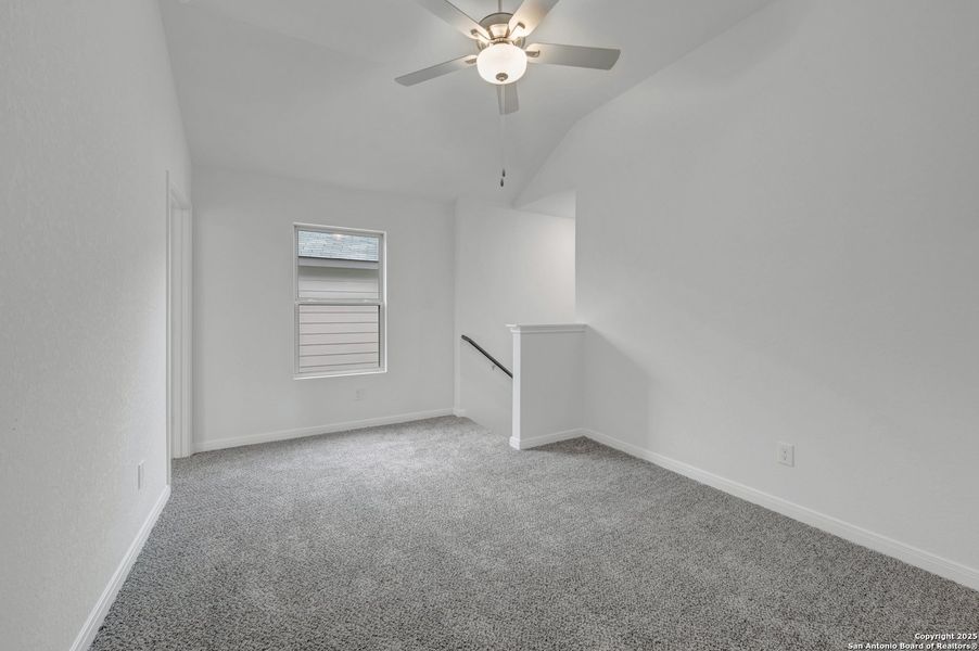 Spacious, unfurnished interior of a new home in Paloma Park, Converse (Image 38).