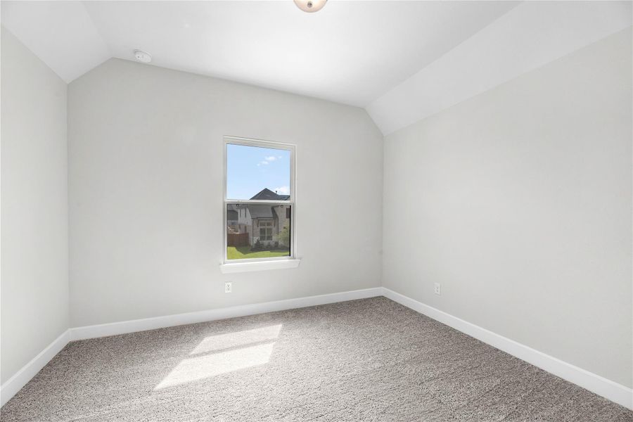 Spacious, unfurnished interior of a new home in Sunterra (Katy ISD), Katy (Image 17). Spacious, unfurnished interior of a new home in Sunterra (Katy ISD), Katy (Image 17).