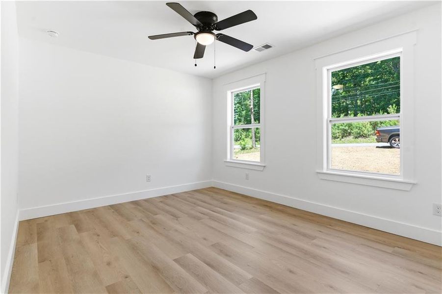 Spacious, unfurnished interior of a new home in , Cartersville (Image 19).