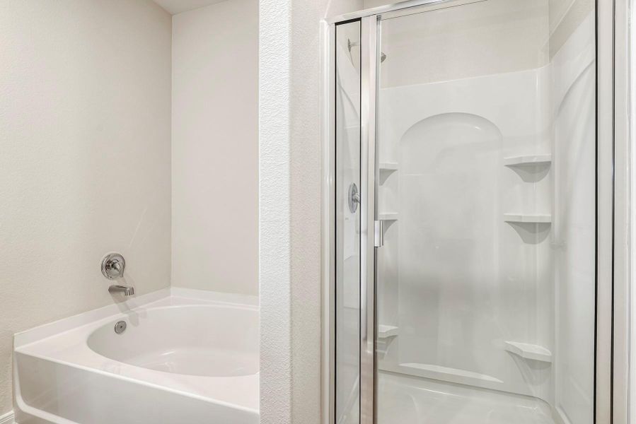 Furnished interior view inside a new home in Freeman Ranch, Katy (Image 6).