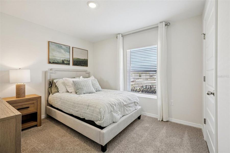 Furnished interior view inside a new home in Boulevard Oaks, Lady Lake (Image 23).