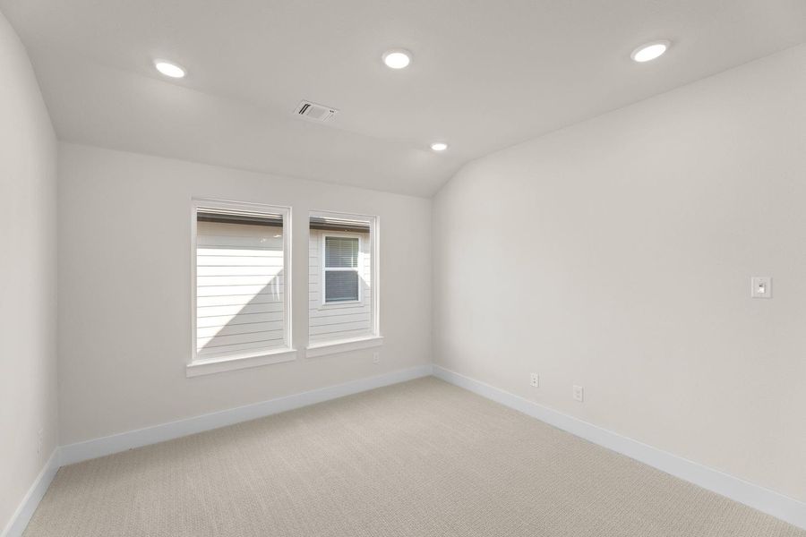 Spacious, unfurnished interior of a new home in The Retreat at Harvest, Argyle (Image 14). Spacious, unfurnished interior of a new home in The Retreat at Harvest, Argyle (Image 14).