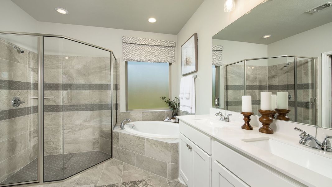 Furnished interior view inside a new home in Briggs Ranch, San Antonio (Image 14).