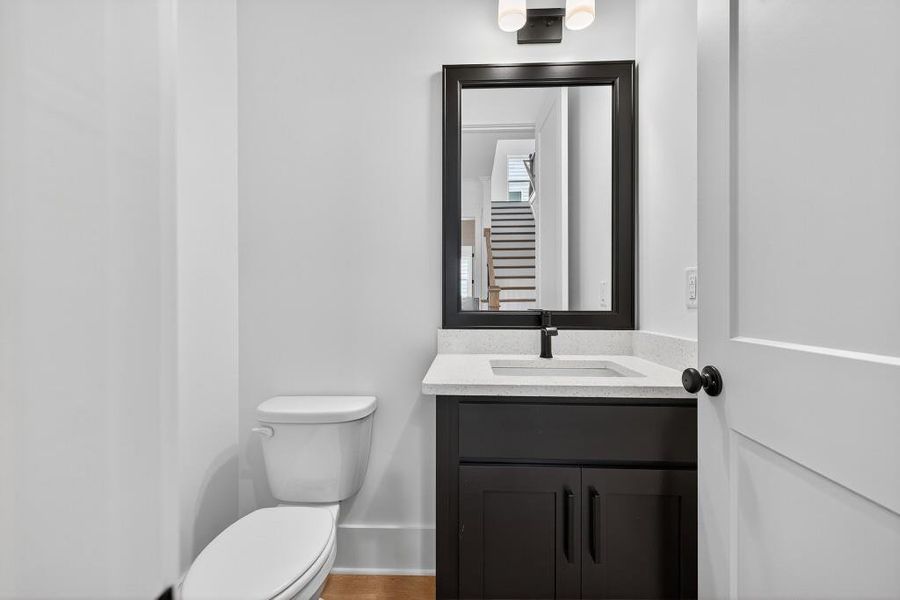 Furnished interior view inside a new home in Livingstone Park, Kennesaw (Image 31).