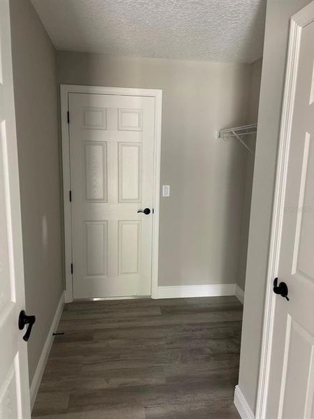 Spacious, unfurnished interior of a new home in , Dunnellon (Image 15).