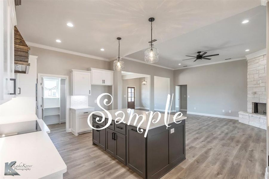Furnished interior view inside a new home in , Abilene (Image 10).