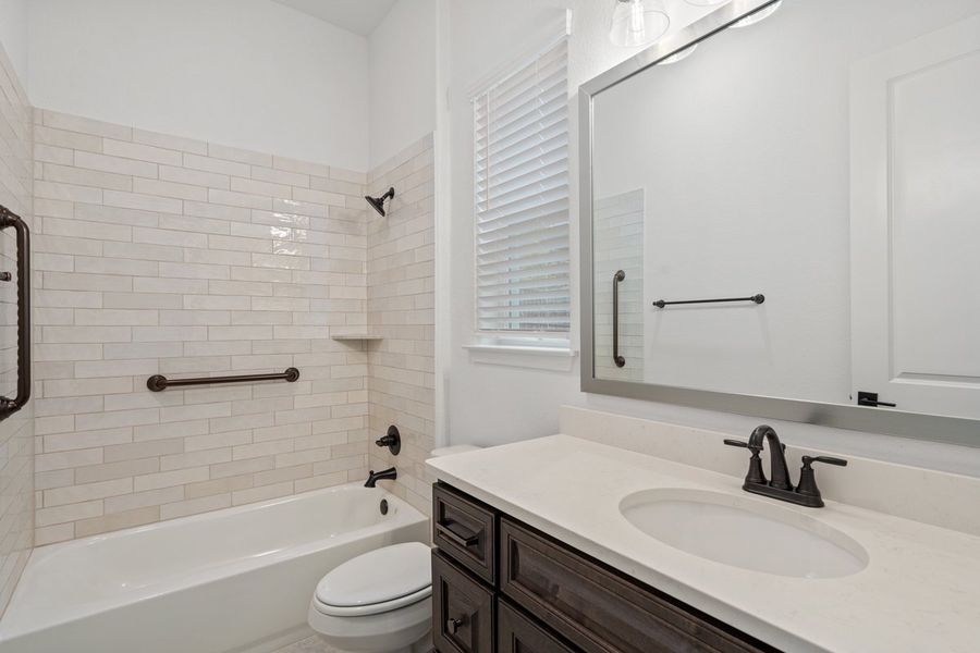 Furnished interior view inside a new home in Foxfield, Austin (Image 8).