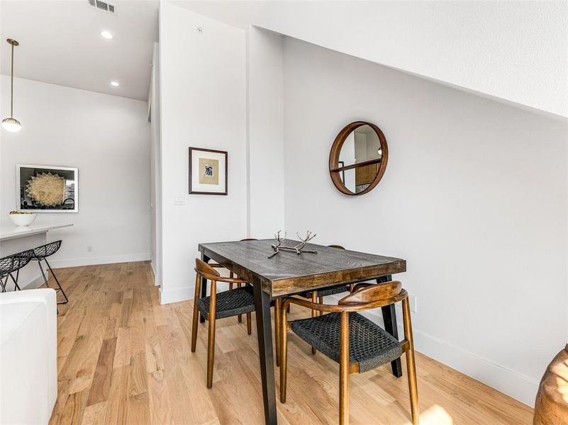 Furnished interior view inside a new home in , Dallas (Image 20).