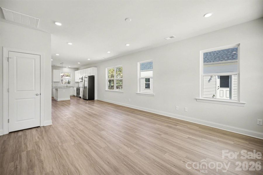 Spacious, unfurnished interior of a new home in , Gastonia (Image 24).