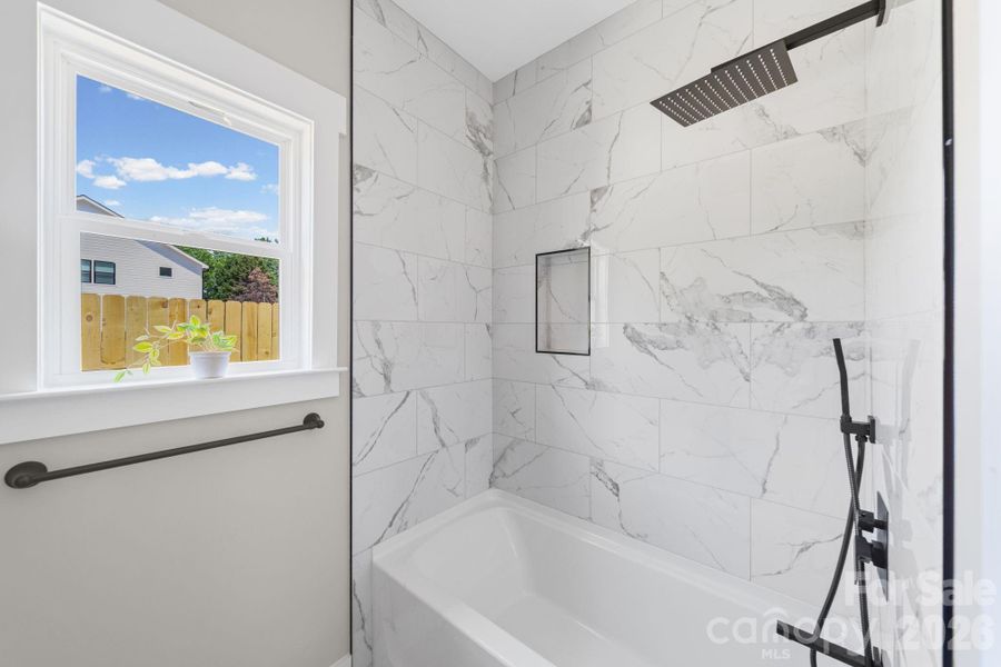 Image 40 of a home in .