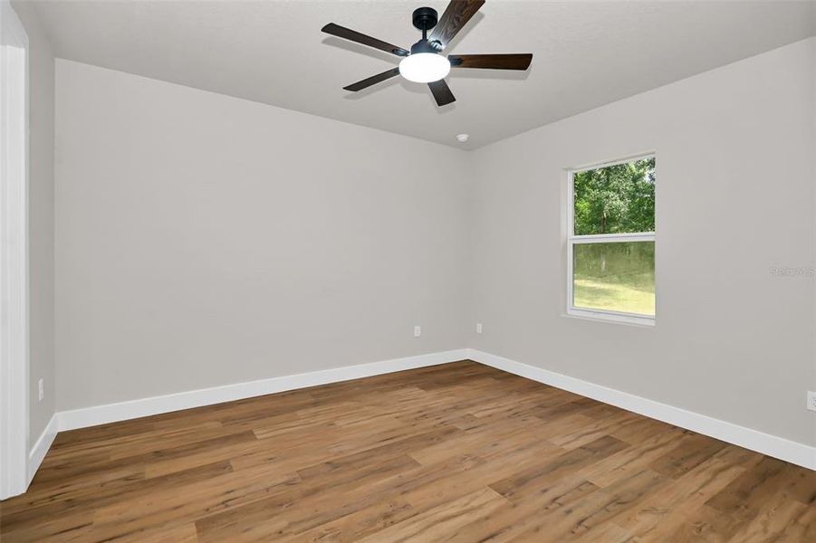 Spacious, unfurnished interior of a new home in , Dunnellon (Image 35).