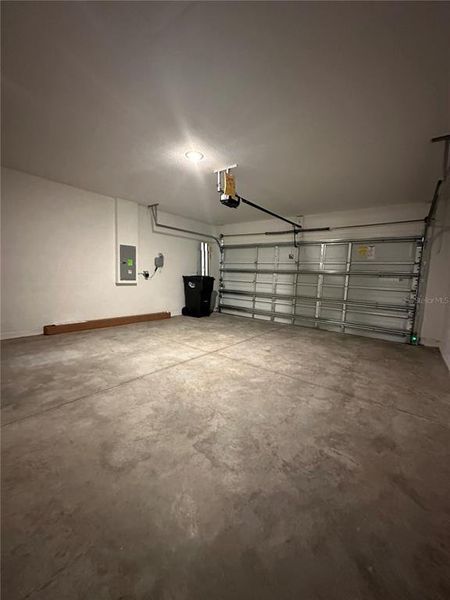 Spacious, unfurnished interior of a new home in Broadleaf, Parrish (Image 15).