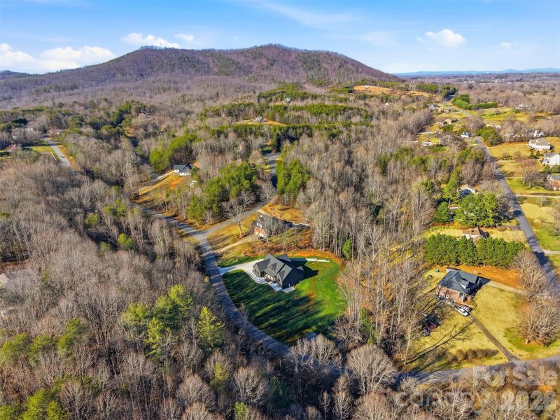 Image 47 of a home in .