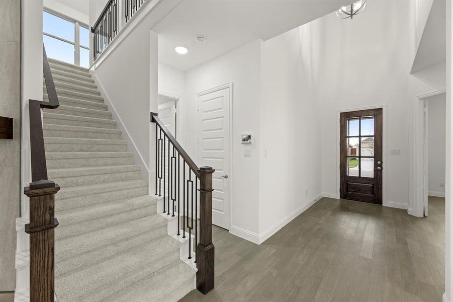 03. 632 Brazos - Entry