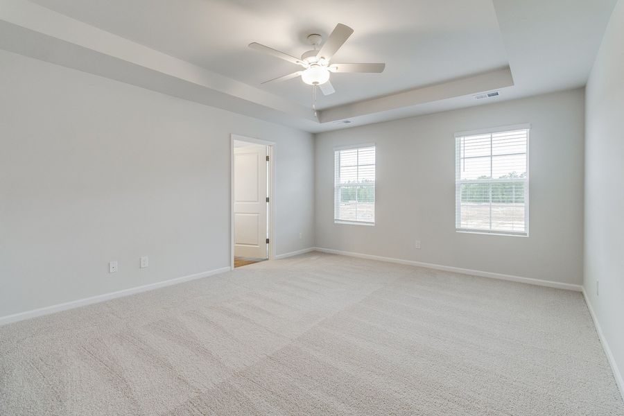 Spacious, unfurnished interior of a new home in Killians Crossing, Blythewood (Image 24).
