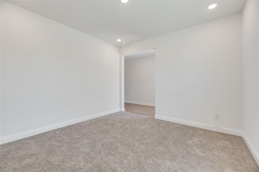 Spacious, unfurnished interior of a new home in Arbors at Legacy Hills, Celina (Image 31).