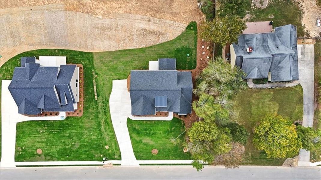 Image 43 of a home in . Image 43 of a home in .