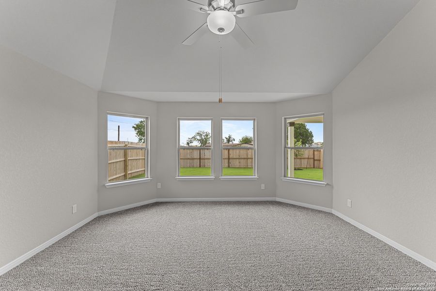 Spacious, unfurnished interior of a new home in Meadows at Clear Springs, New Braunfels (Image 31). Spacious, unfurnished interior of a new home in Meadows at Clear Springs, New Braunfels (Image 31).