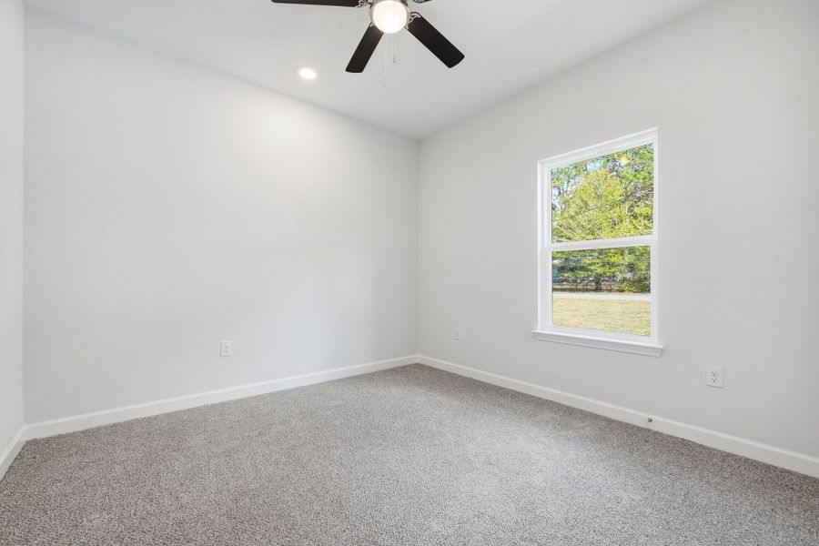Spacious, unfurnished interior of a new home in , Crestview (Image 31).