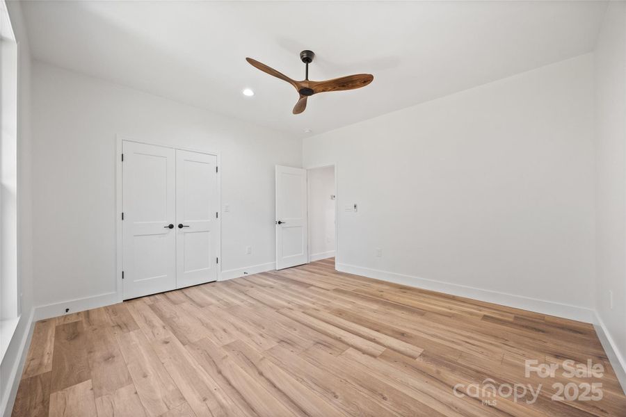 Spacious, unfurnished interior of a new home in , Charlotte (Image 32).