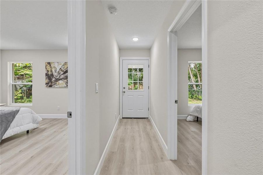 Spacious, unfurnished interior of a new home in , Deland (Image 20).
