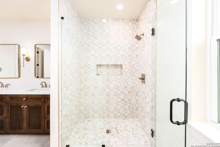 Furnished interior view inside a new home in , San Antonio (Image 9).