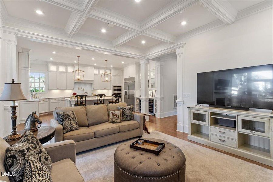 18-1713 Oberlin Rd [2473303]_18